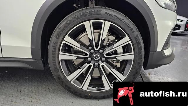 Volvo V60 V60 Cross-country 2nd Generation 2026 года - вид 4