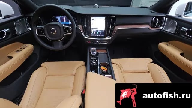 Volvo V60 V60 Cross-country 2nd Generation 2025 года - вид 6