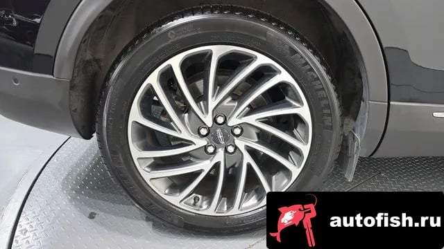 Lincoln Nautilus Nautilus First generation 2020 года - вид 5