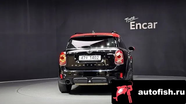 Mini Countryman Cooper Country Man 2018 года - вид 4