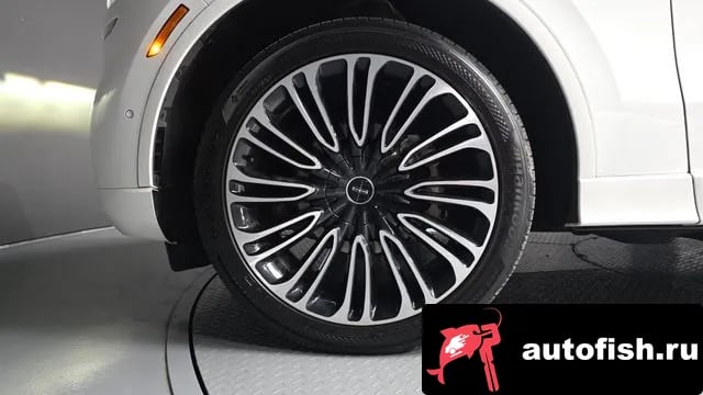 Lincoln Aviator Aviator 2nd generation 2021 года - вид 5