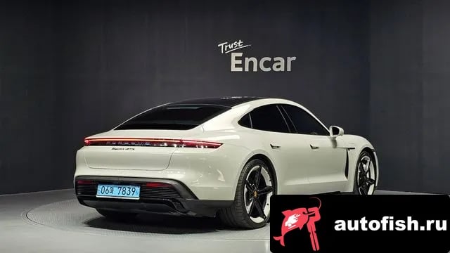 Porsche Taycan Taikan 2022 года - вид 2