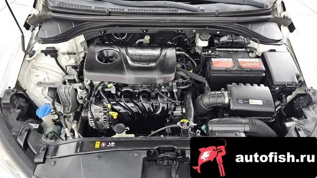 Hyundai AVANTE Avante AD 2018 года - вид 6