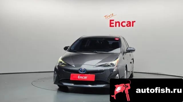 Toyota Prius Prius 4th Generation 2018 года - вид 3