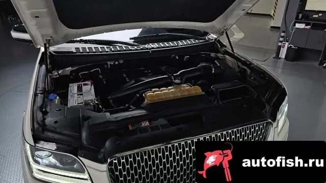 Lincoln Navigator Navigator 4th generation 2019 года - вид 5