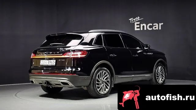 Lincoln Nautilus Nautilus First generation 2020 года - вид 2