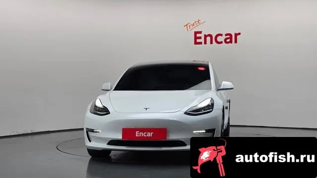 Tesla Model 3 Model 3 2020 года - вид 3