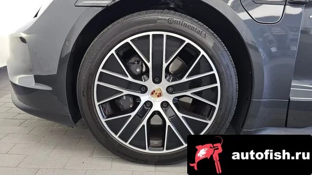 Porsche Taycan Taikan 2024 года - вид 5