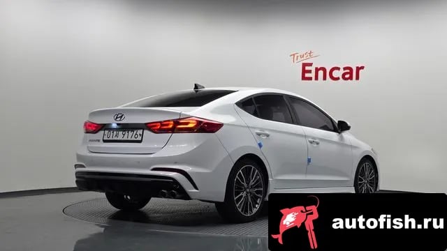 Hyundai AVANTE Avante AD 2018 года - вид 1