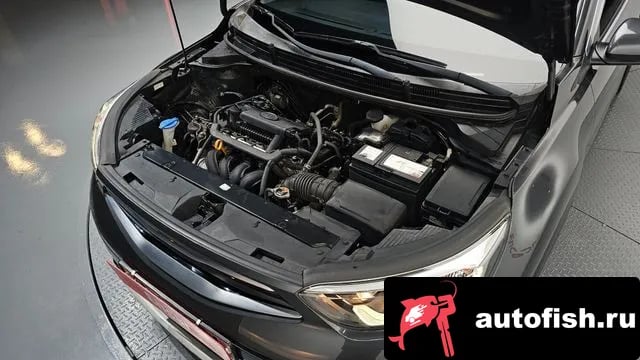 Kia Stonic Stony 2018 года - вид 6