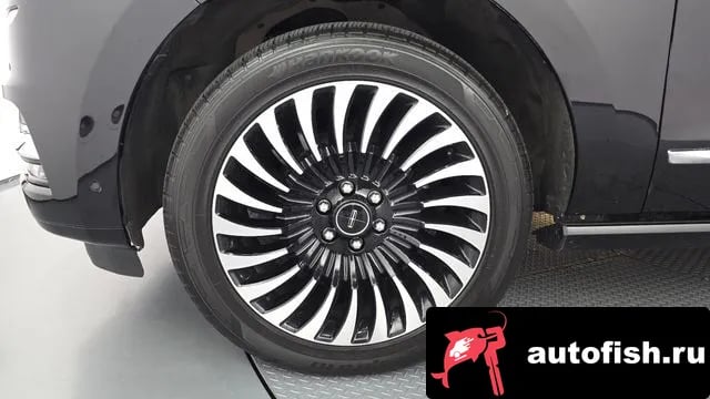 Lincoln Navigator Navigator 4th generation 2020 года - вид 5