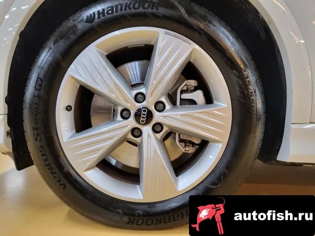 Audi Q4 e-tron Q4 e-Tron (F4) 2022 года - похожие автомобили