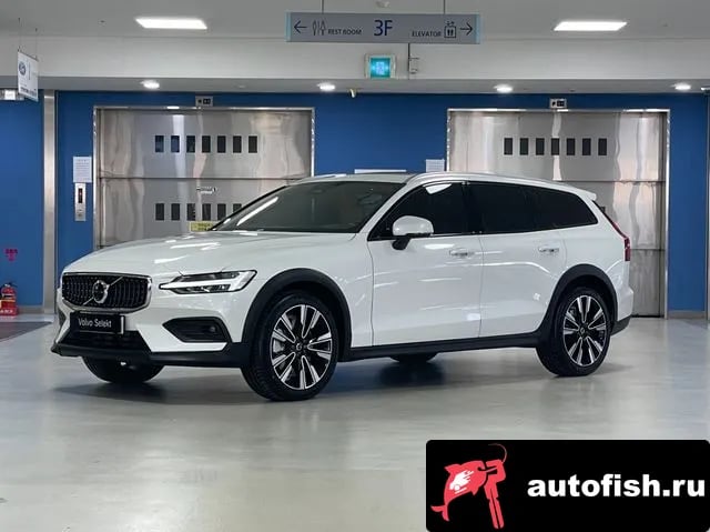 Volvo V60 V60 Cross-country 2nd Generation 2025 года - автомобиль из Южной Кореи