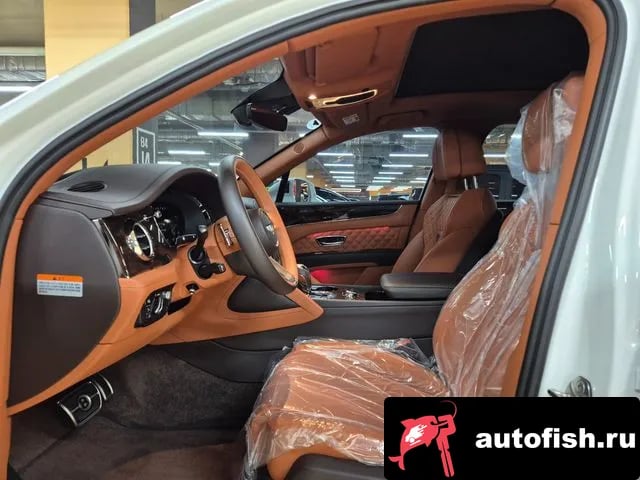 Bentley Bentayga Benteiga 2022 года - похожие автомобили