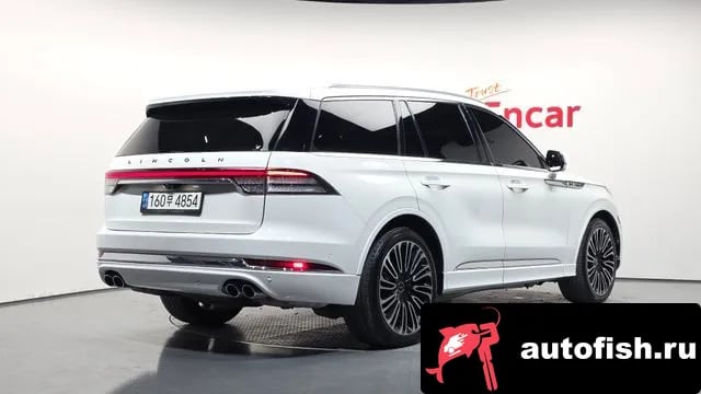 Lincoln Aviator Aviator 2nd generation 2021 года - вид 2