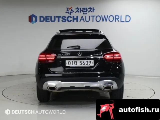 Mercedes-Benz GLA-Class GLA-Class X156 2019 года - вид 4