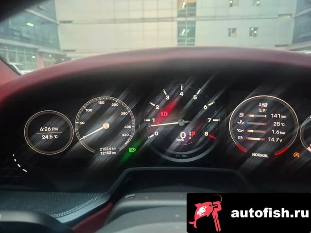 Porsche 911 911 (992) 2024 года - вид 3