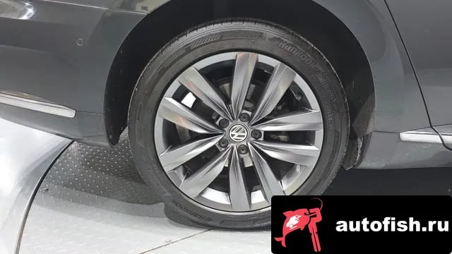 Volkswagen Arteon Atheon 2018 года - вид 5