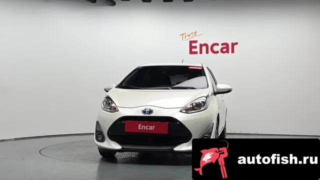 Toyota Prius Prius C 2019 года - вид 3
