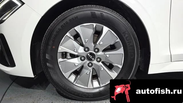 Kia K5 The New K5 Hybrid 3rd generation 2025 года - вид 5