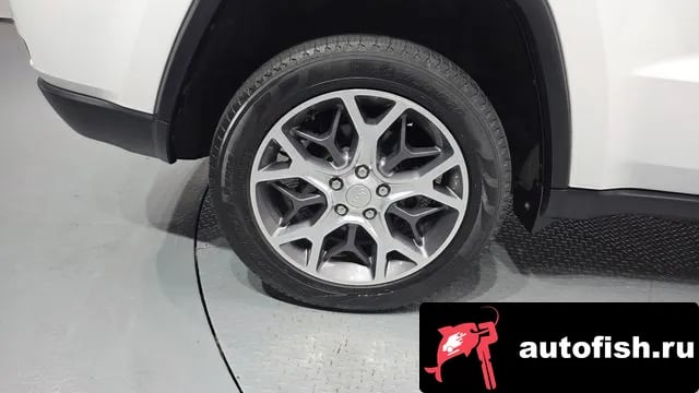 Jeep Cherokee Grand Cherokee 2019 года - вид 5
