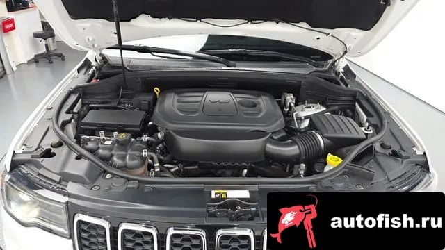 Jeep Cherokee Grand Cherokee 2019 года - вид 6