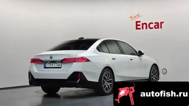 BMW 5-Series 5 Series (G60) 2025 года - вид 2