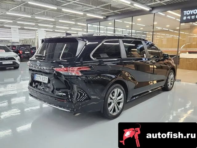 Toyota Sienna Siena 4th Generation 2025 года - вид 2