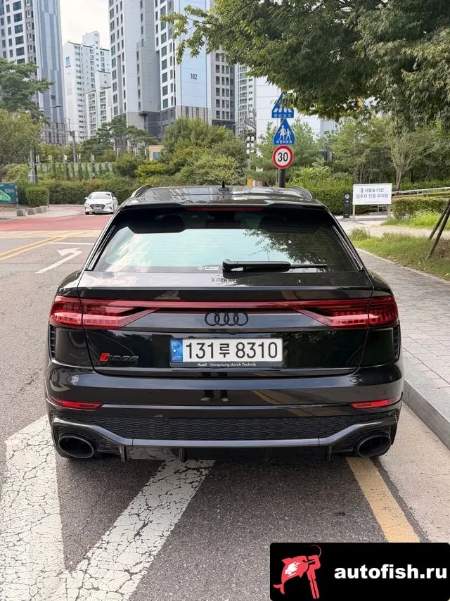 Audi RSQ8 RSQ8 (4M) 2022 года - автомобиль из Южной Кореи