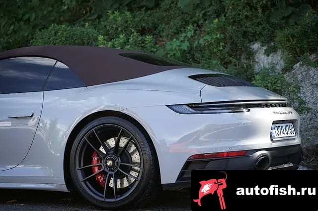 Porsche 911 911 (992) 2023 года - вид 5