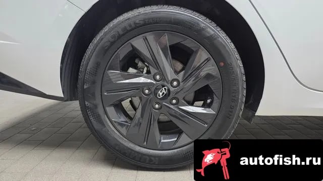 Hyundai AVANTE Avante (CN7) 2021 года - вид 4