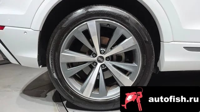 Audi Q8 Q8 (4M) 2021 года - вид 5