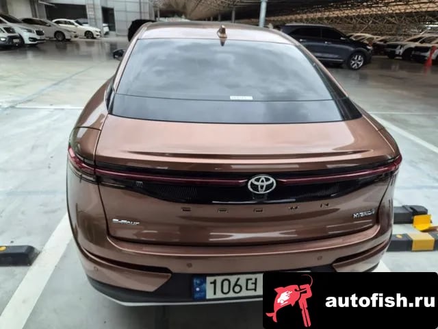 Toyota Crown Crown Crossover 2023 года - вид 4