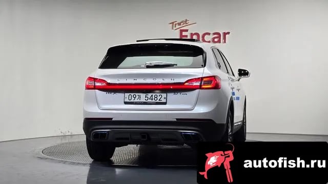 Lincoln MKX MKX 2nd Generation 2018 года - вид 4