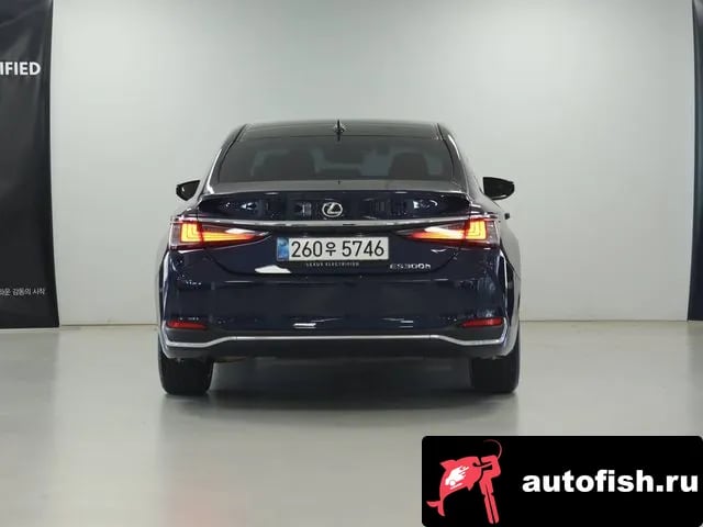 Lexus ES ES300h 7th generation 2025 года - вид 4