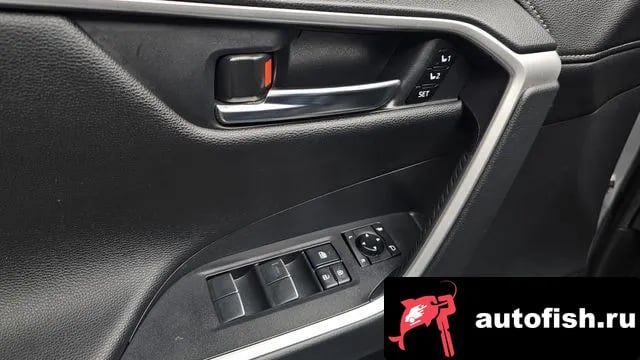 Toyota RAV4 RAV4 5th Generation 2021 года - похожие автомобили