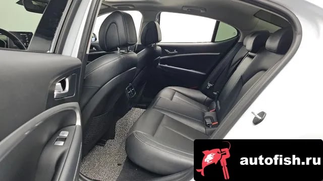 Genesis G70 G70 2018 года - похожие автомобили