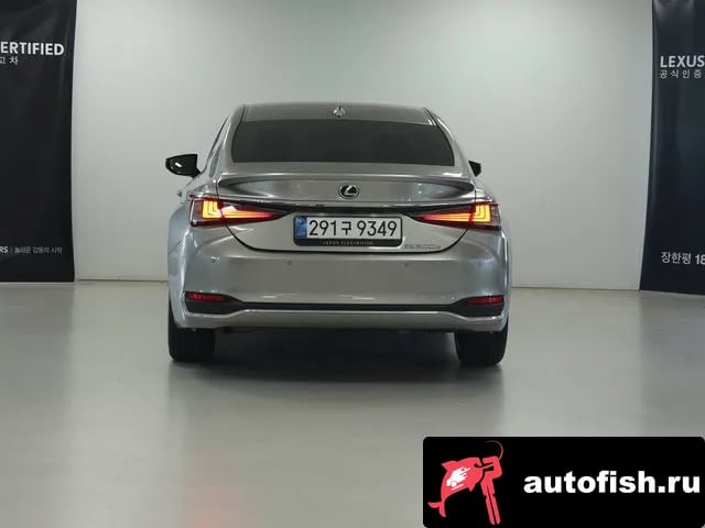 Lexus ES ES300h 7th generation 2025 года - вид 4