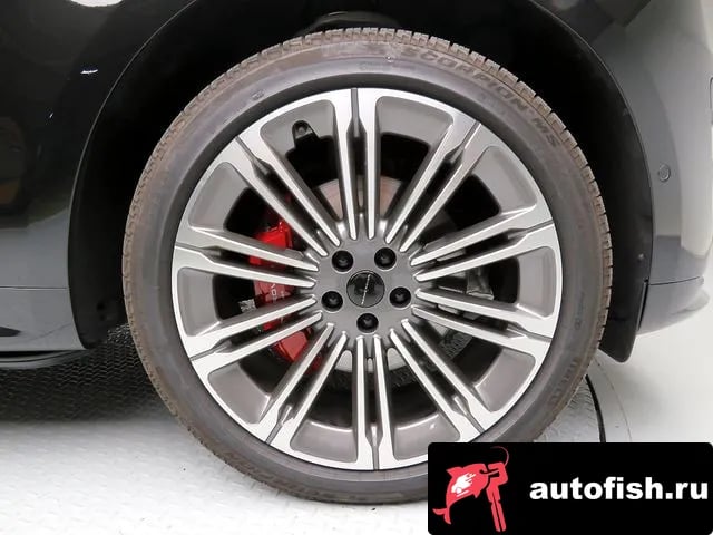 Land Rover Range Rover Sport Range Rover Sport 3rd Generation 2026 года - похожие автомобили
