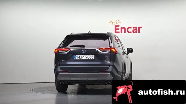 Toyota RAV4 RAV4 5th Generation 2023 года - вид 4
