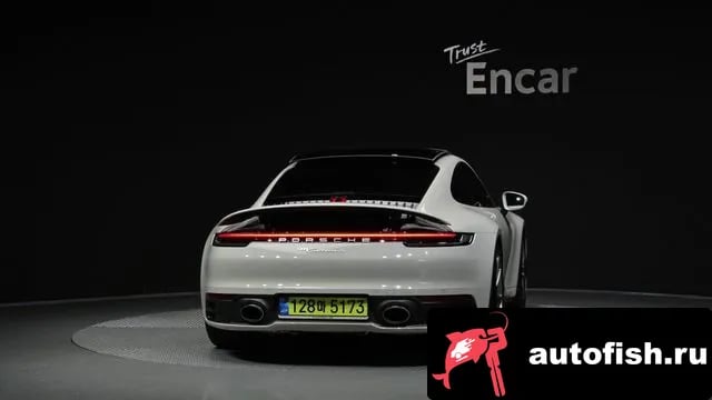 Porsche 911 911 (992) 2024 года - вид 4
