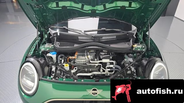 Mini Cooper Cooper Electric 4th Generation 2024 года - вид 6