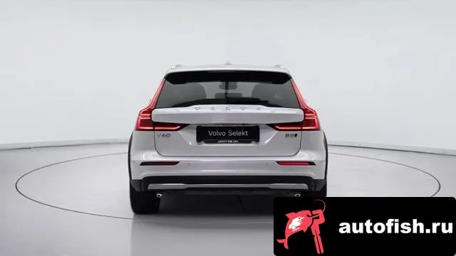 Volvo V60 V60 Cross-country 2nd Generation 2026 года - вид 4