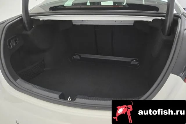 Mercedes-Benz C-Class C-Class W206 2026 года - похожие автомобили