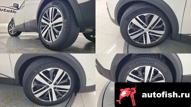 Peugeot 3008 3008 second generation 2018 года - вид 3