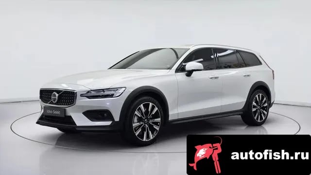 Volvo V60 V60 Cross-country 2nd Generation 2025 года - вид 1