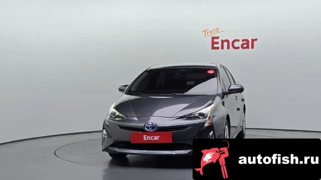Toyota Prius Prius 4th Generation 2018 года - вид 3