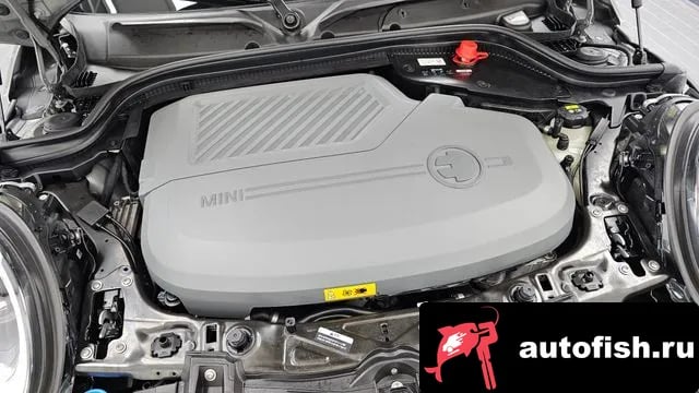 Mini Cooper Cooper Electric 2022 года - вид 6
