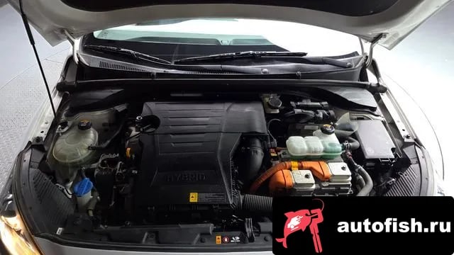 Hyundai Ioniq The New Ionic Hybrid 2019 года - вид 6