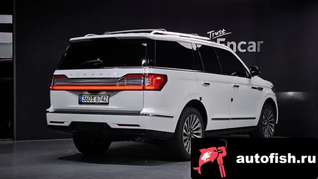 Lincoln Navigator Navigator 4th generation 2021 года - вид 2